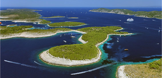 Pakleni Islands, cruising region Central Dalmatia